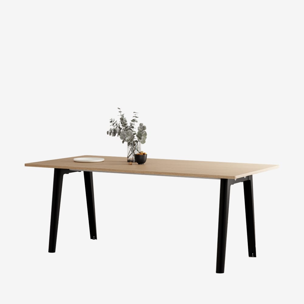 Design dining tables, in wood or recycled plastic - TIPTOE