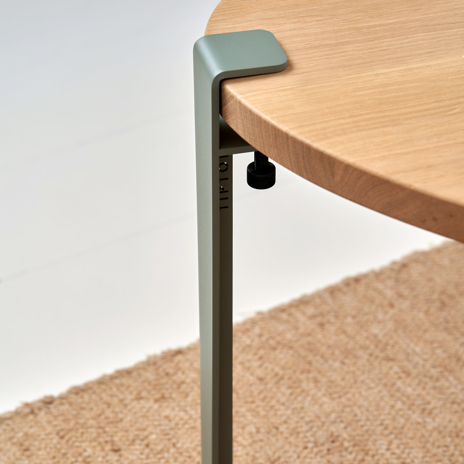 Coffee table leg - 43cm