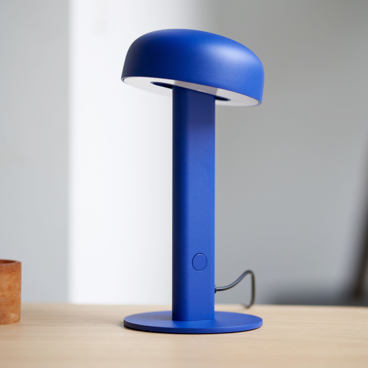 NOD table lamp