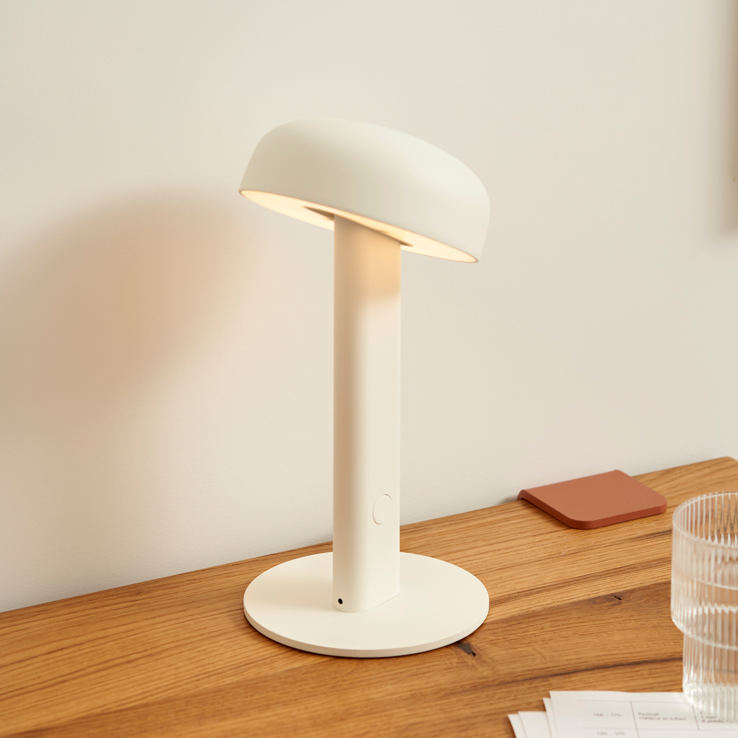 NOD table lamp