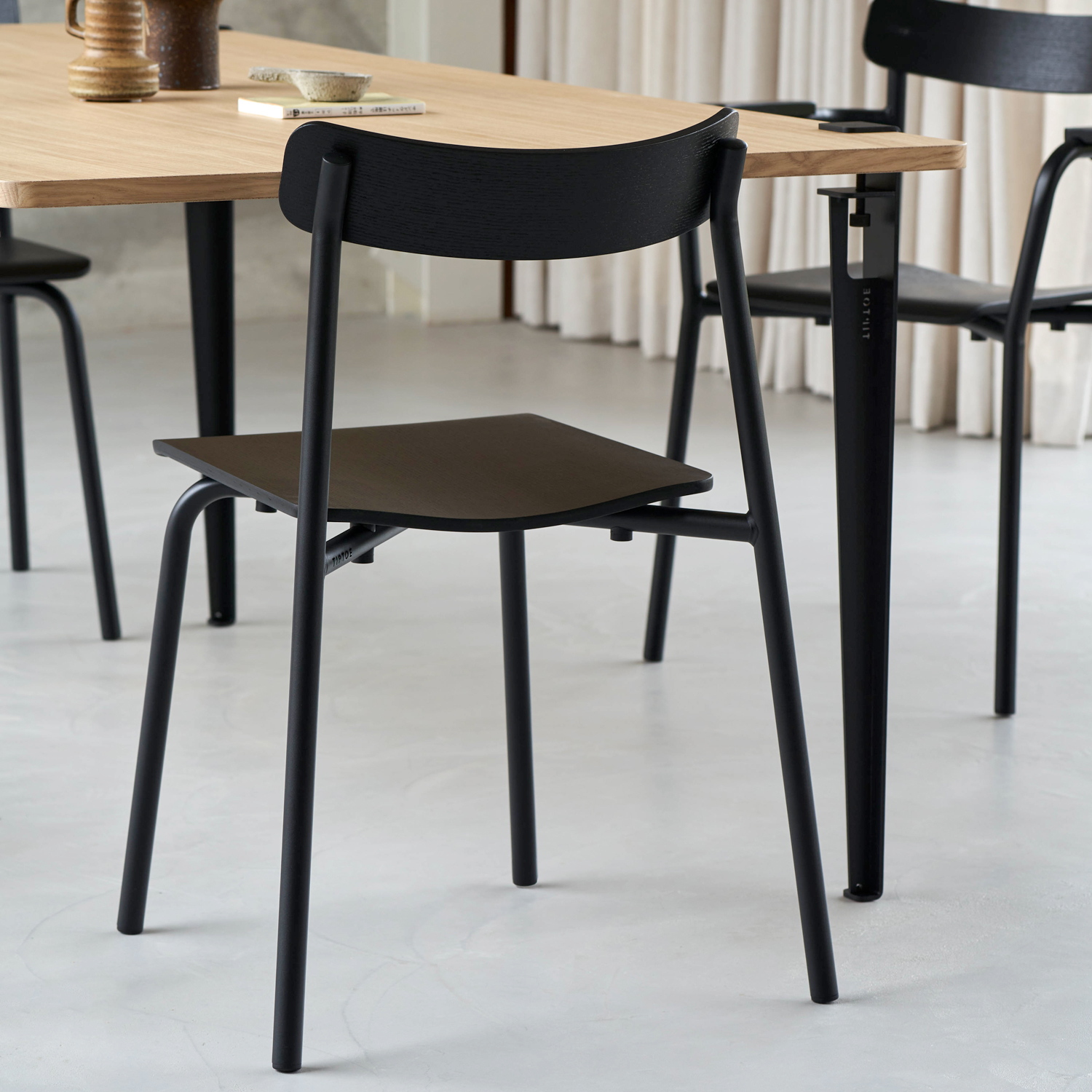 ÉTUDE chair - eco-certified wood