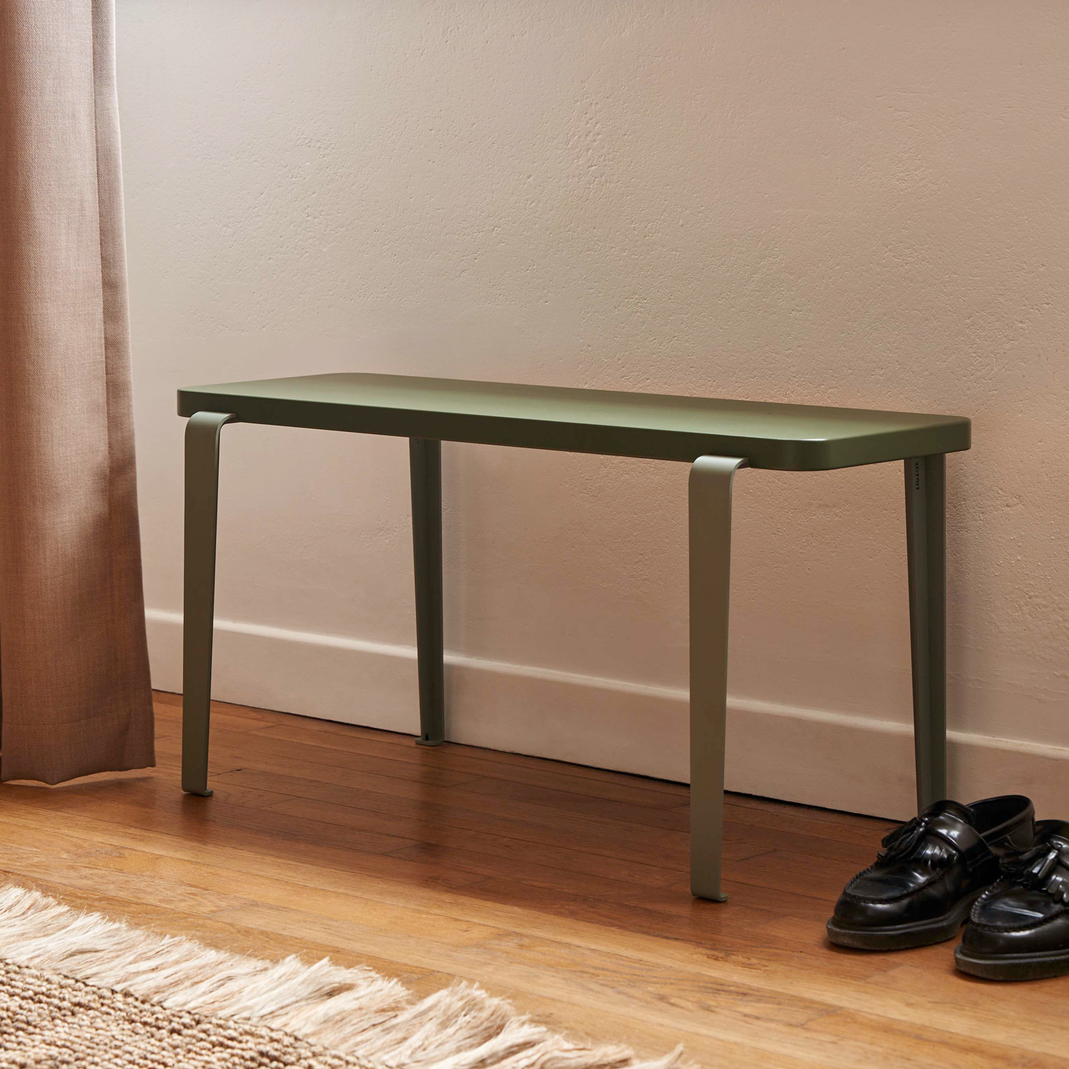 LOU bench - eco-certified wood