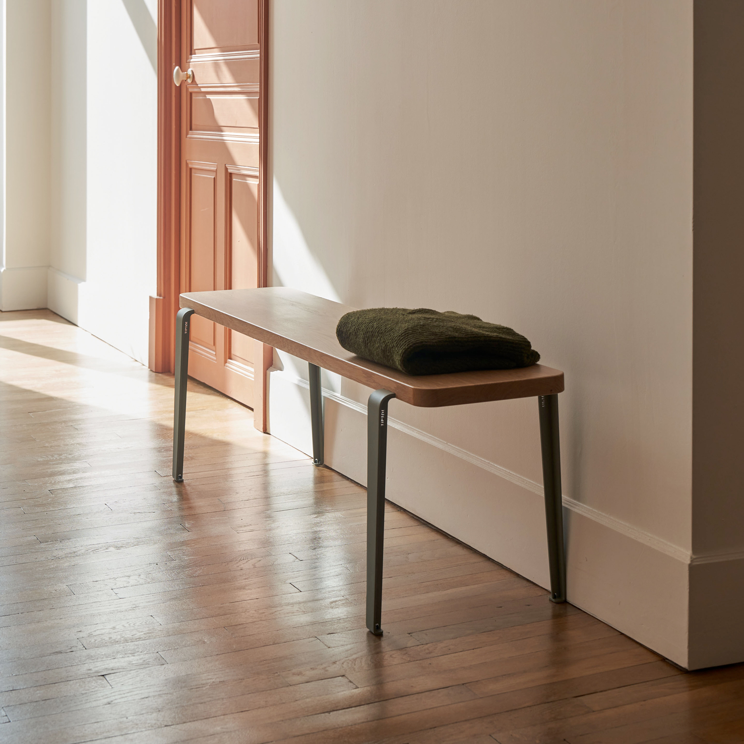 LOU bench - eco-certified wood