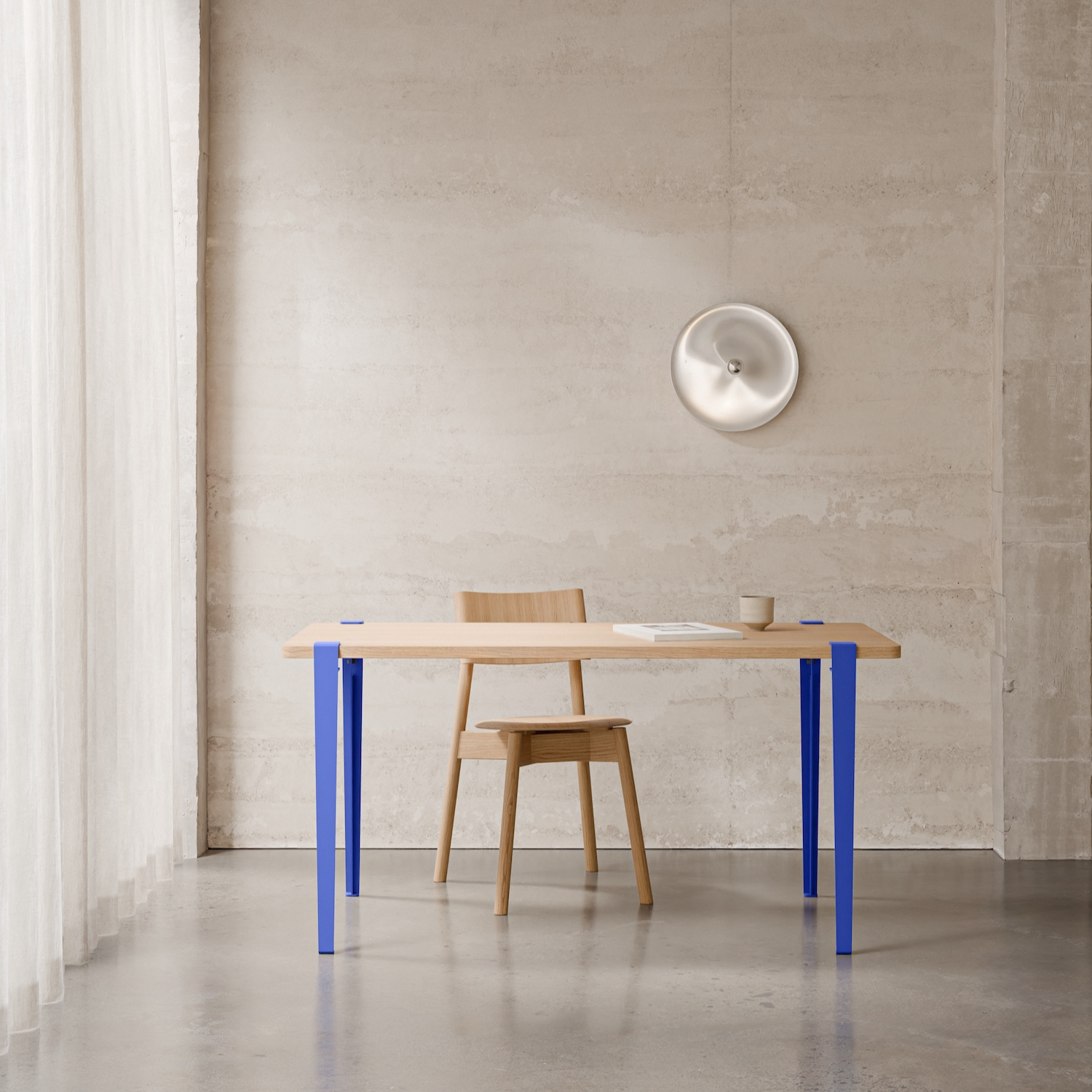 TIPTOE x KLEIN BLUE® - Dining table