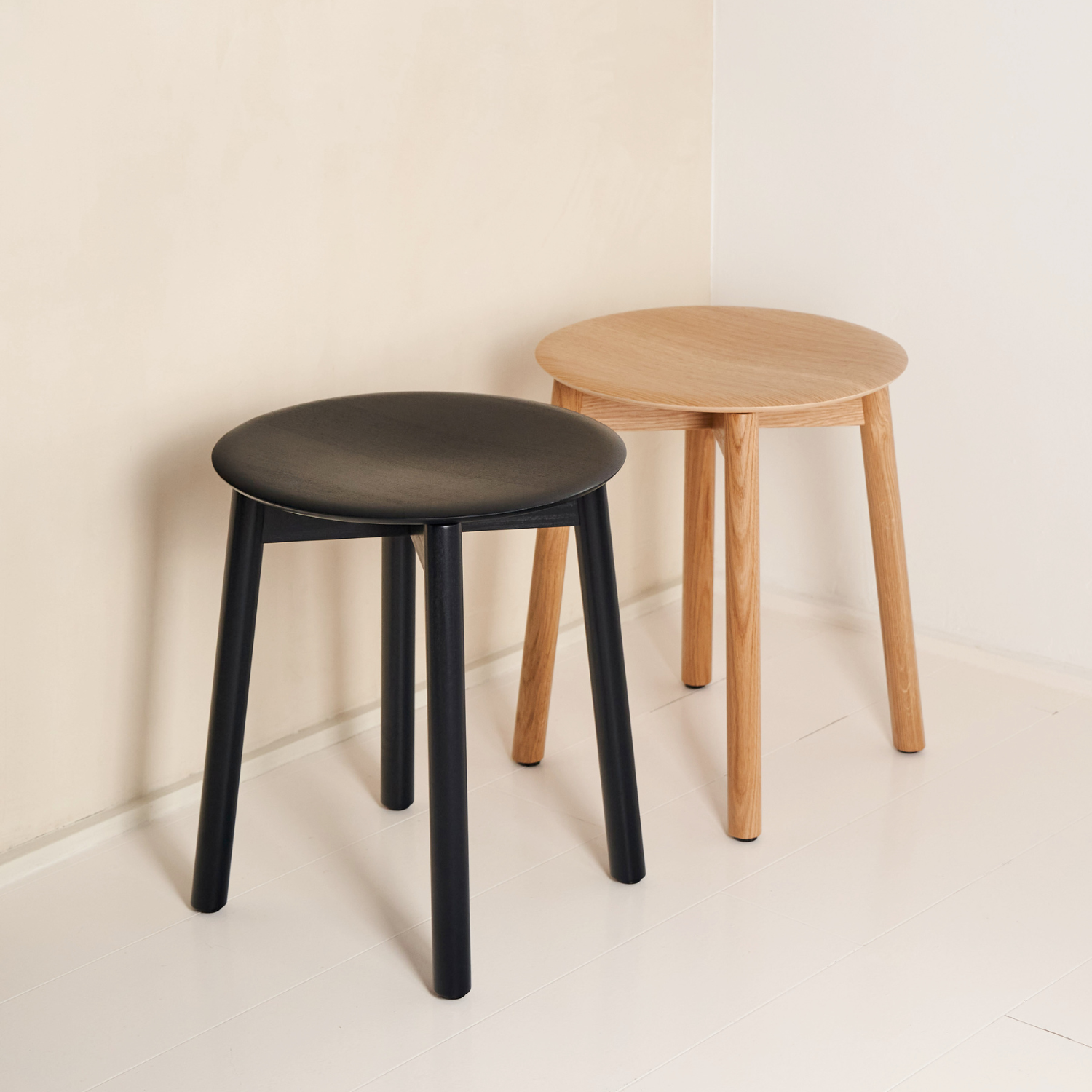 SSD full wood stool - eco-certified wood