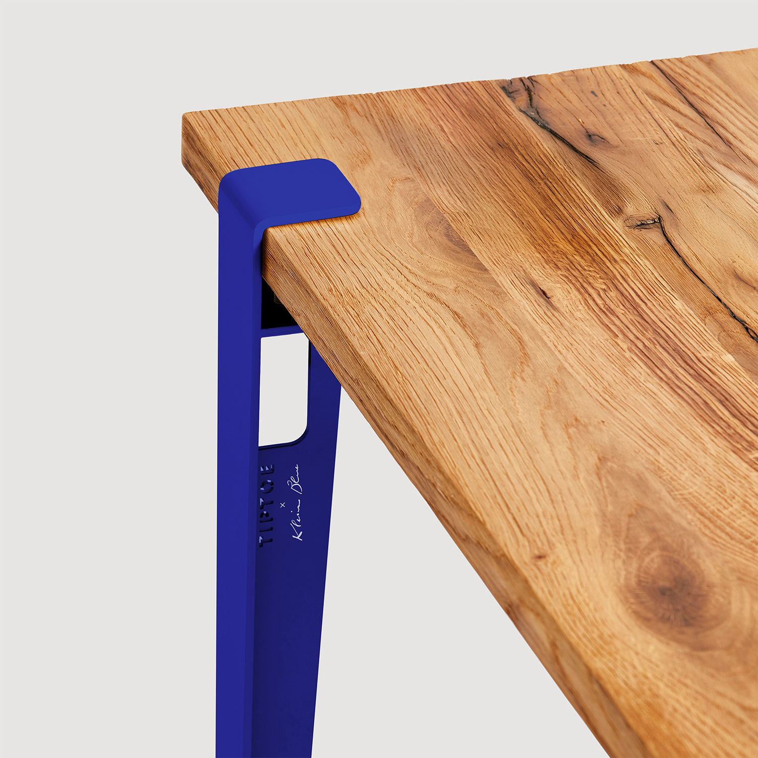 TIPTOE x KLEIN BLUE® - Dining table